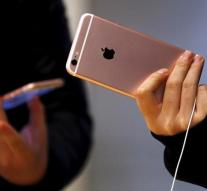 Apple dominates gadget Yahoo search terms