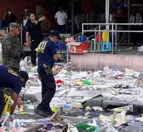 Attack at shopping center Philippines: 2 dead