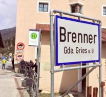 Brenner pass reopen after dismantling bombs