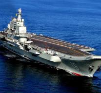 China builds second aircraft carrier