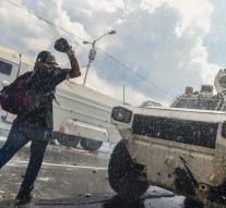 CIA warns about weapons Venezuela