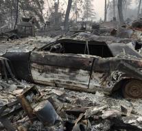 'Combating forest fire in California will take days'