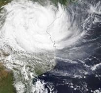 'Deadly cyclone Africa above 150'