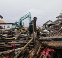 Deaths by tsunami Indonesia continues to rise