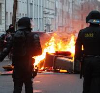 Dozens of policemen injured in riots Leipzig