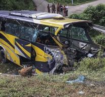Fourteen killed in bus crash Malaysia