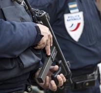 French police arrest terror suspects