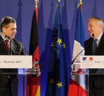 Gabriel and Ayrault right behind Minsk agreement