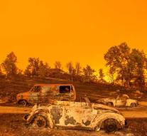 Gigantic evacuation to California wildfires