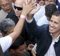 Guaidó leads demonstration in Caracas