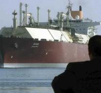 Iran uses ghosts for oil