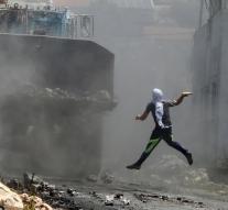 Israel army shoots Palestinians dead