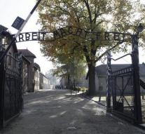 Israeli students steal stuff Auschwitz