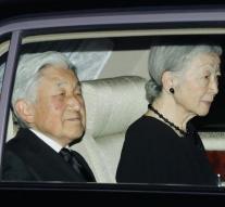 Japanese emperor to renounce throne