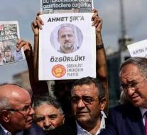 Judge ordered release of Turkish journalists