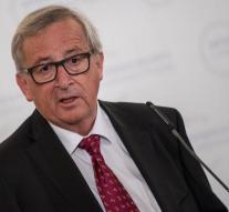 Juncker wants to tackle asylum seekers