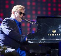 Lifelong to plan hit concert Elton John