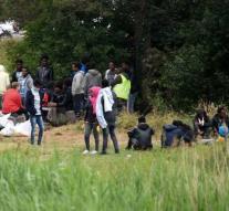 London is going to do more for Calais migrants