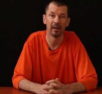 London: IS hostage Cantlie still alive