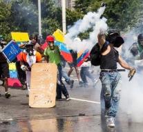 Maduro wants to punish violent protesters