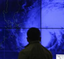Mass evacuations in Philippines for typhoon