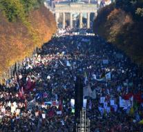 Massive protest against racism in Berlin