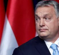 Newspaper calls Orbán's party to leave EPP