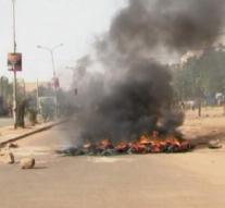 Niger police find bus packed with explosives