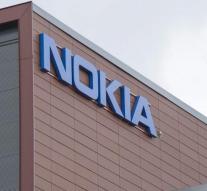 Nokia Apple into court