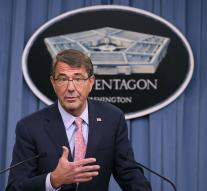 Pentagon stops training Syrian rebels