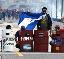 Protest during the inauguration of President Honduras