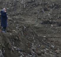 Remains of 30 people in Bosnia mass grave