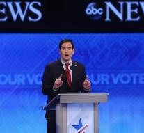Rivals lash out at 'inexperienced' Rubio
