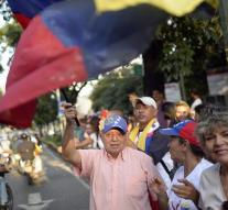 Schutters disrupt voting Venezuela