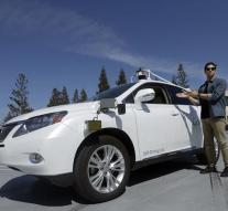 'Self-propelled car of Google and Ford