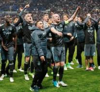 Supporters Ajax hunt for expensive tickets