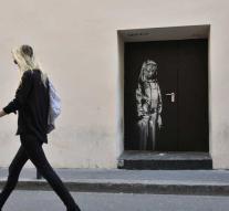 Thieves steal Banksy's work from Bataclan