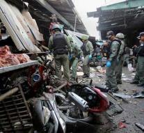 Three killed by bomb attack in south Thailand