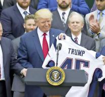 Trump also cheers for Super Bowl