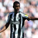 Al Hilal Interested in Newcastle's Alexander Isak, Source Reveals
