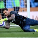 Éderson Confirms Commitment to Manchester City, Dismisses Exit Rumors