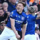 Liam Delap Chooses Chelsea Over Man United in £30M Deal