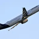 Lufthansa Co-Pilot Faints: Plane Flies 10 Minutes Unattended