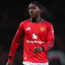 Manchester United's Amorim Defends Decision to Overlook Mainoo