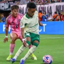 Palmeiras Coach Defends Anxious Estêvão Ahead of Chelsea Move