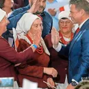 Pro-European Candidate Narrowly Wins First Round in Polish Presidential Election