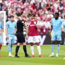 VAR Review: Nottingham Forest Goal Confirmation Delayed for Over Six Minutes