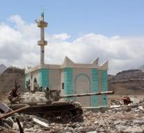 15 killed in Yemen suicide bombing