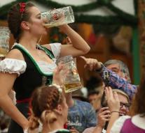 800,000 visitors on the first Oktoberfest weekend