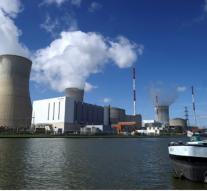 'also shut down nuclear reactor Tihange 2'